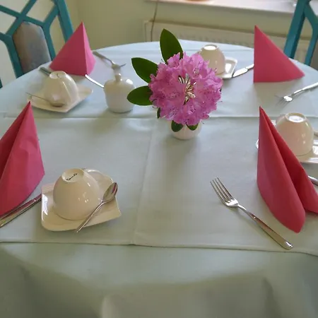 Hotel Flora 3*
